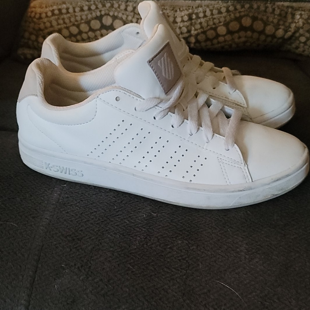 Womens shoes